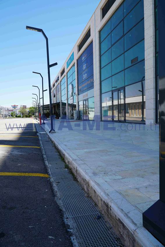 Otopark giriş drenajı