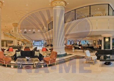 InterContinental Taksim Hotel lobi salonu ve kavisli cam asma katı