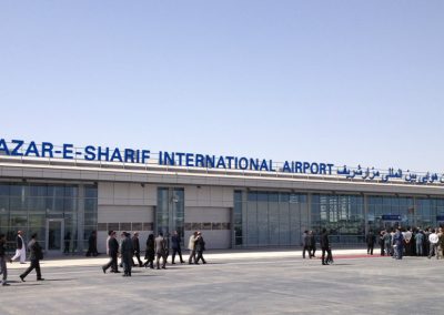 Mezar-ı Şerif Uluslararası Havalimanı terminal cephesi