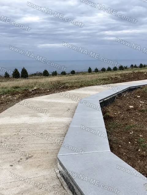 Cable trench covers following a bend on site